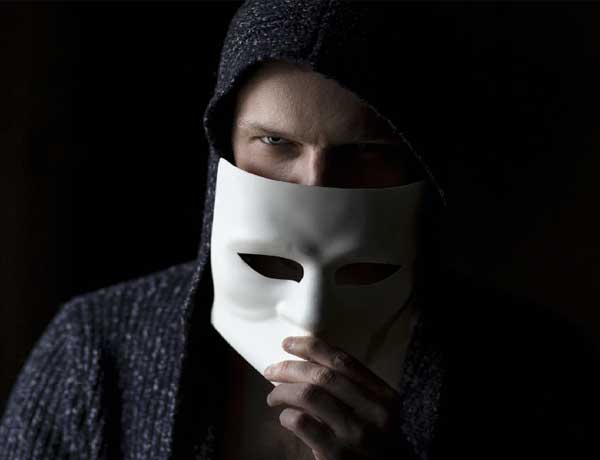 މުނާފިގުން ސިފަތައް އެނގިގެންމެނުވީ މުނާފިގުން ދެނެގަންނާކަށް ނޭނގޭނެ