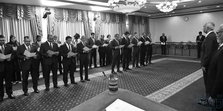 ޑރ. މުއިއްޒު ސަރުކާރުގެ ވަޒީރުންގެ މަޖިލިސް (ކެބިނެޓް)