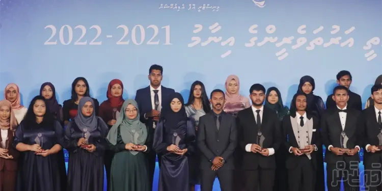 ގައުމީ ގަދަ ދިހައެއް ހޮވުން ހުއްޓާލެވިދާނެތަ؟